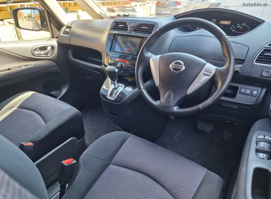 2013 Nissan Serena – photo 8