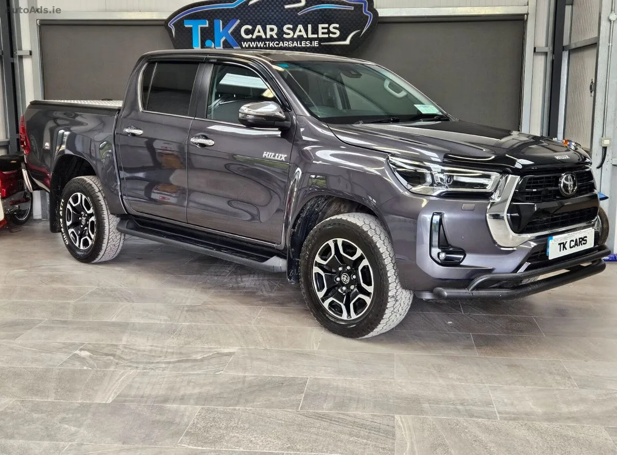 2023 Toyota Hilux