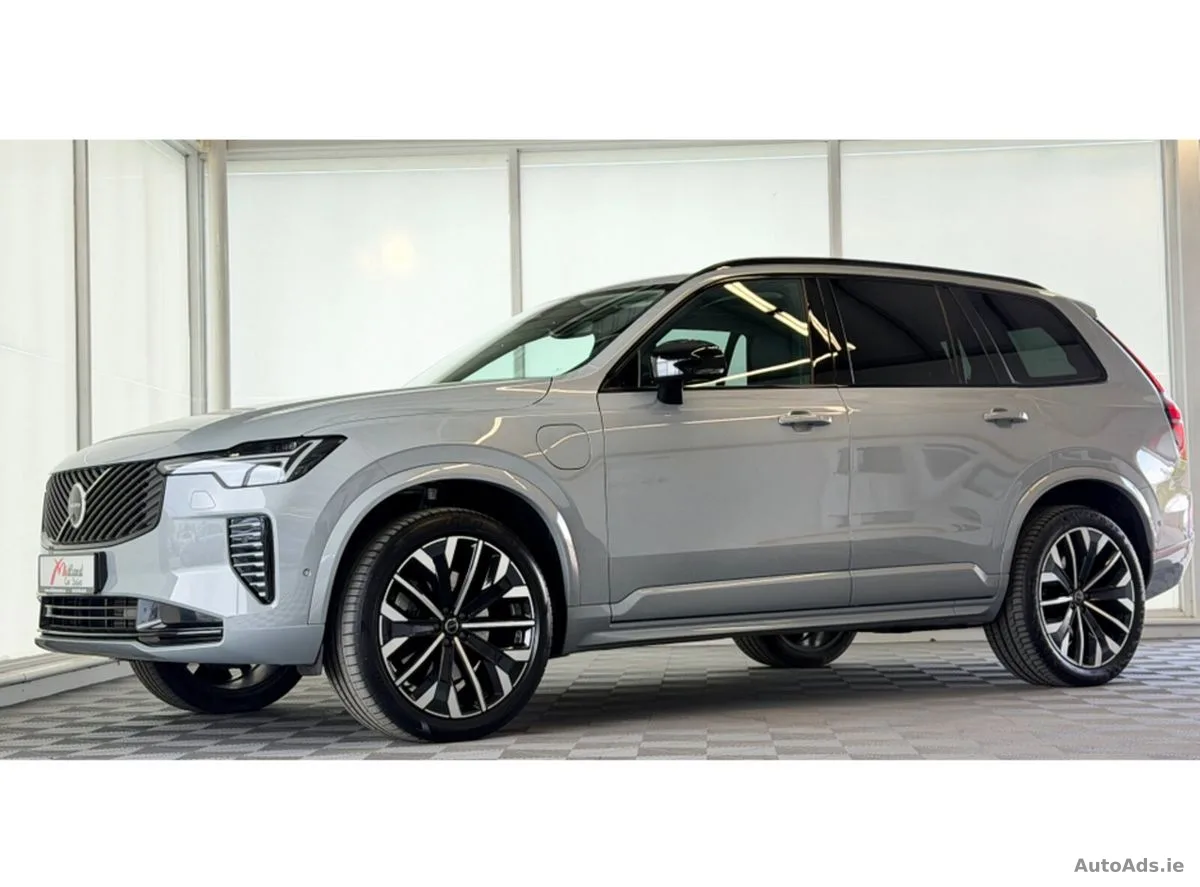 2025 Volvo XC90 – photo 10