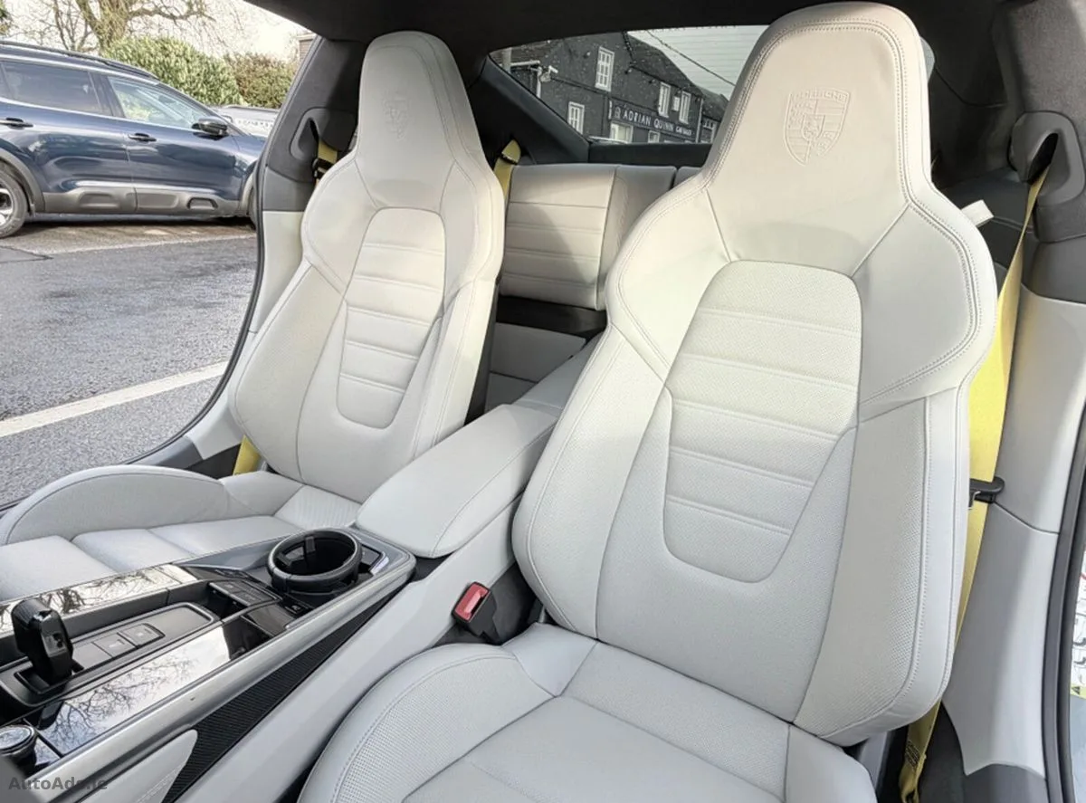 2023 Porsche 911 – photo 13