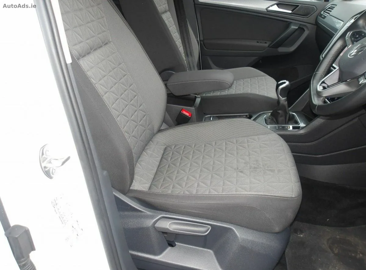 2022 Volkswagen Tiguan – photo 17