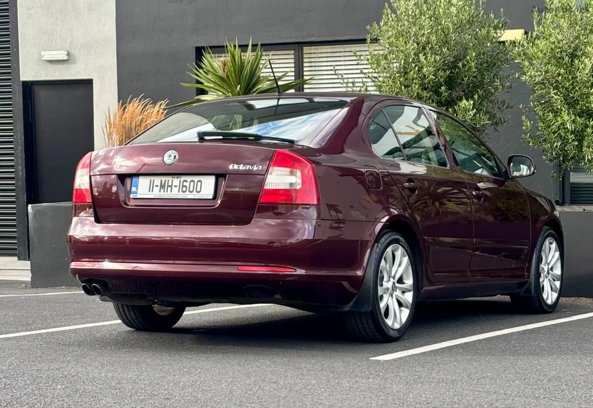 2011 Skoda Octavia – photo 8