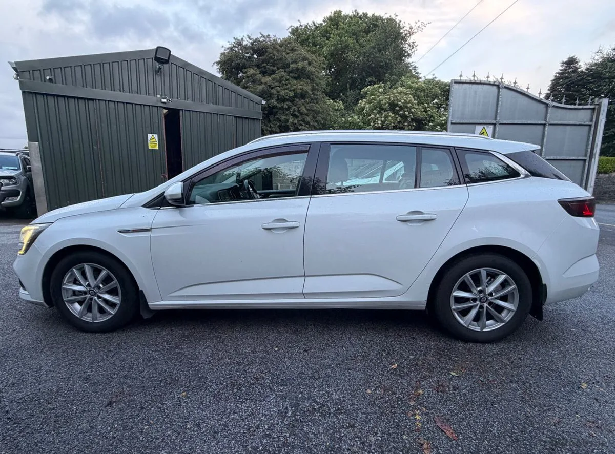2017 Renault Megane – photo 6