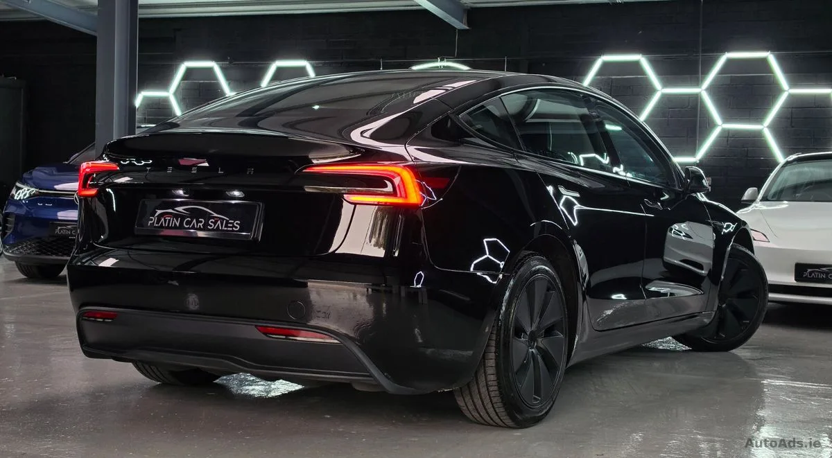 2024 Tesla Model 3 – photo 9