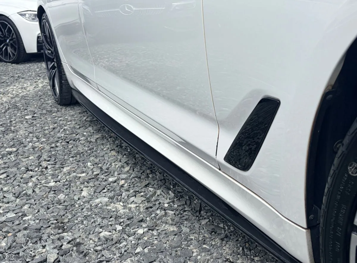 2019 BMW 5-Series – photo 11