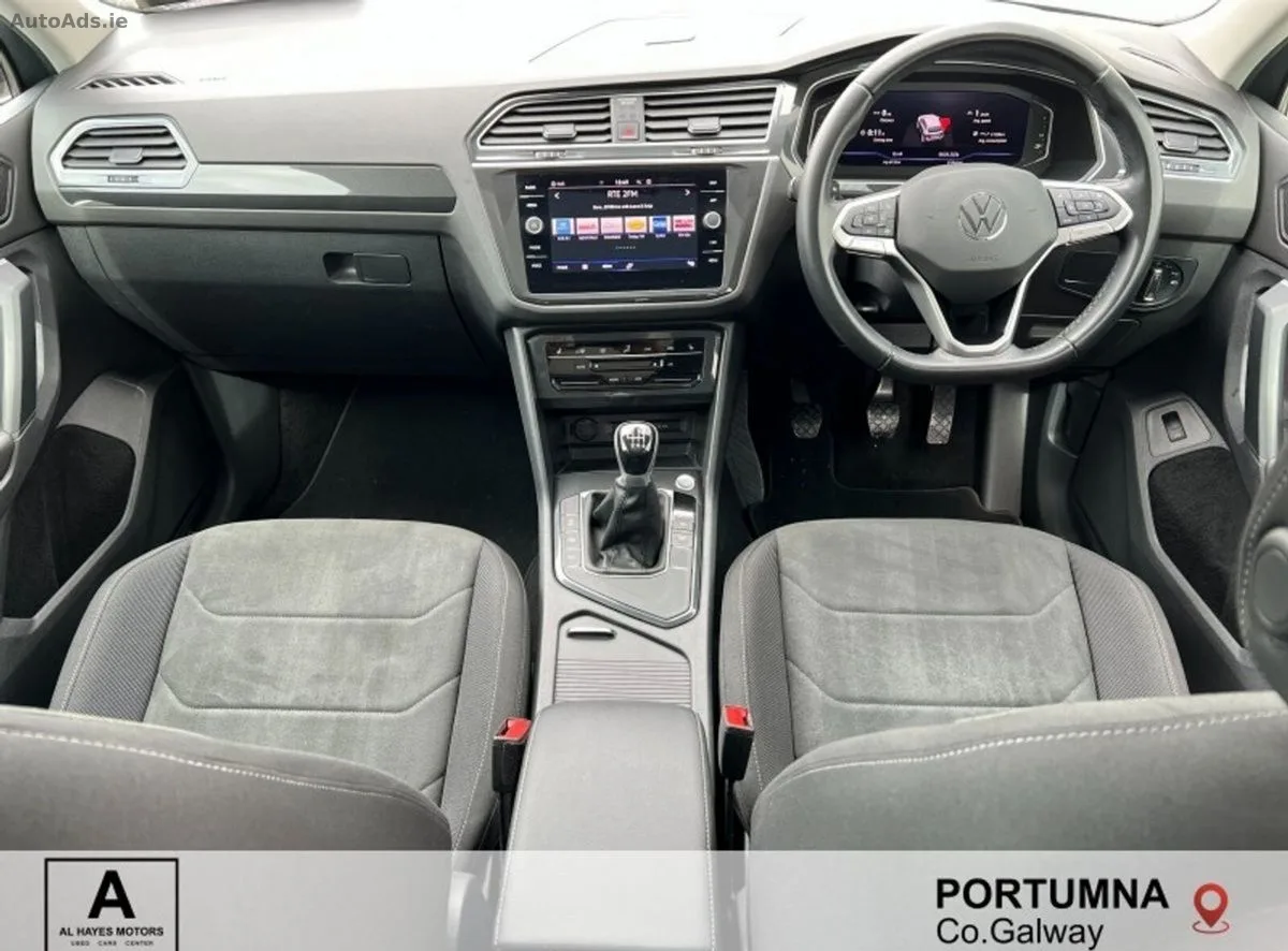 2021 Volkswagen Tiguan – photo 2