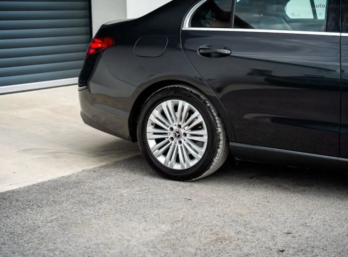 2024 Mercedes-Benz C-Class – photo 10