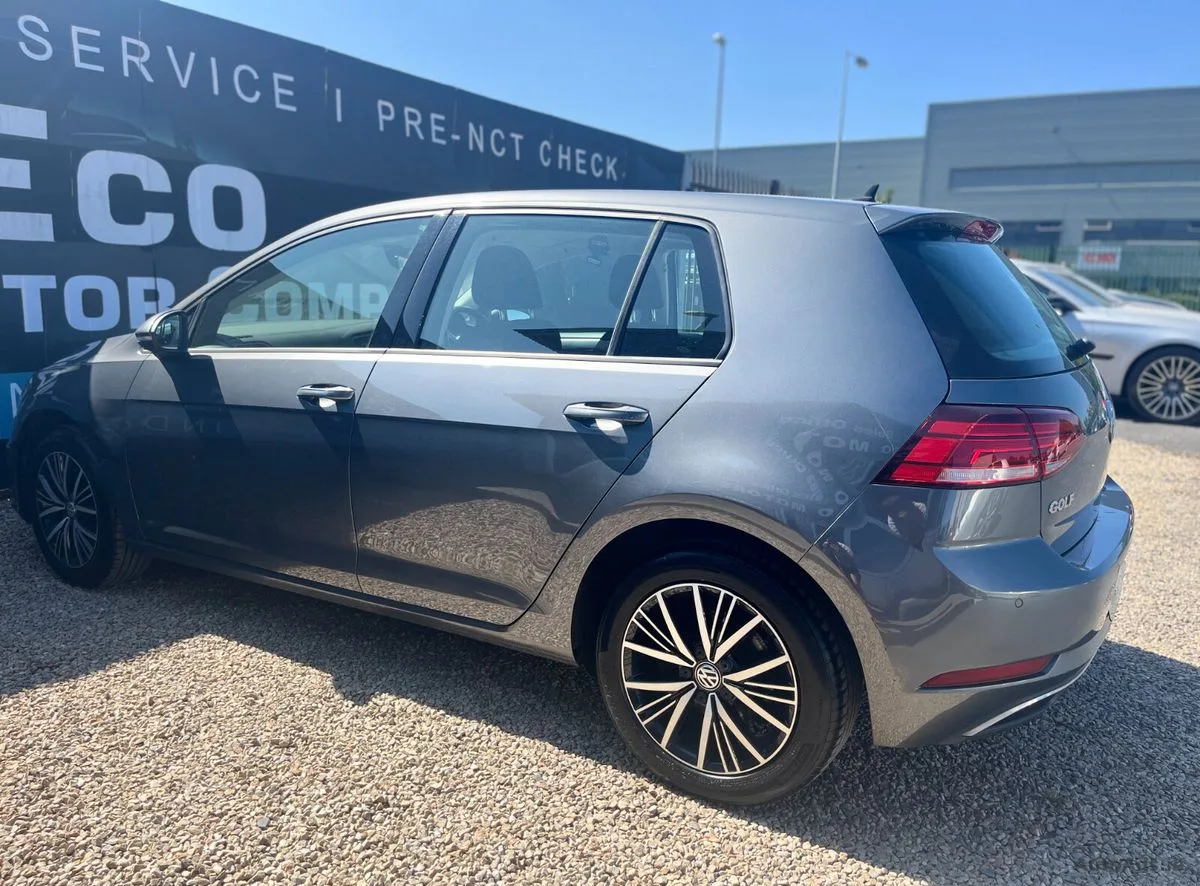 2017 Volkswagen Golf – photo 4