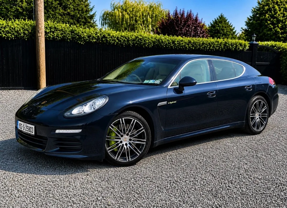 2015 Porsche Panamera – photo 5