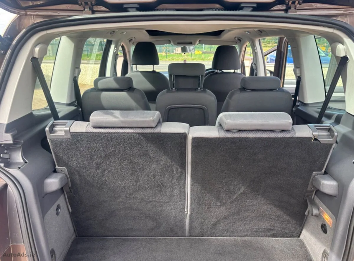 2015 Volkswagen Touran – photo 11