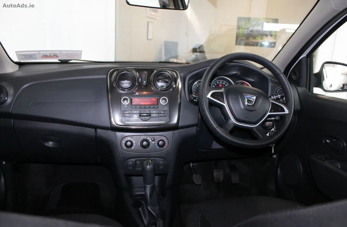 2017 Dacia Logan – photo 10