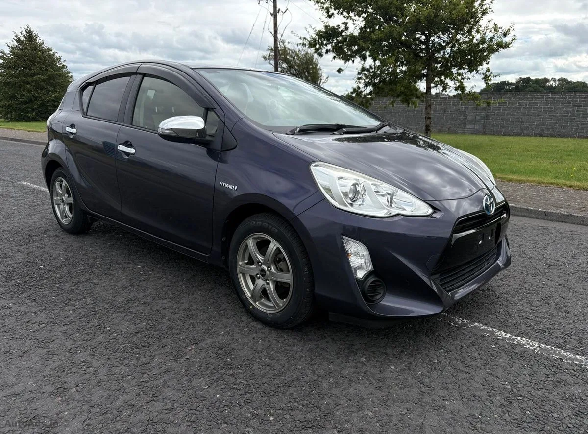 2015 Toyota Aqua