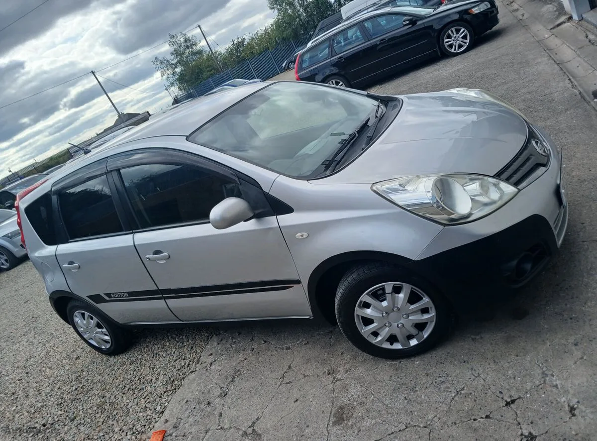 2011 Nissan Note