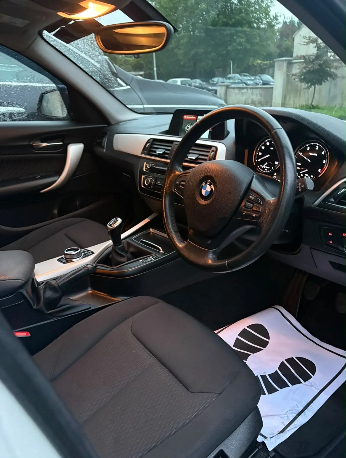 2017 BMW 1 Series – photo 9