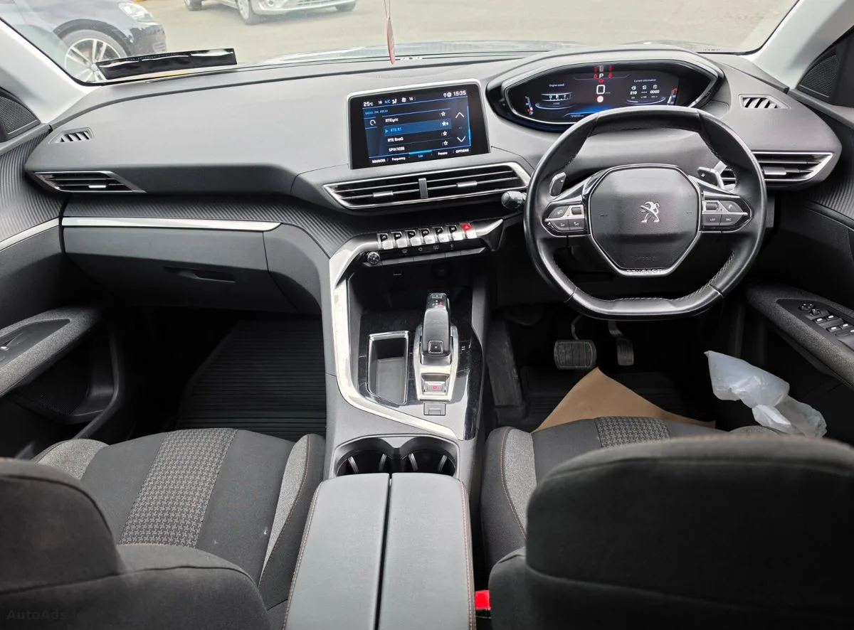 2019 Peugeot 5008 – photo 10