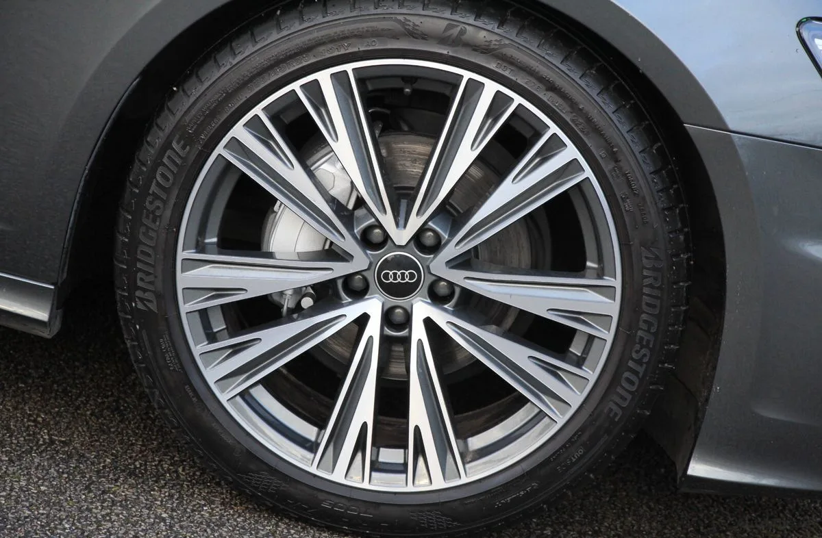 2025 Audi A6 – photo 16