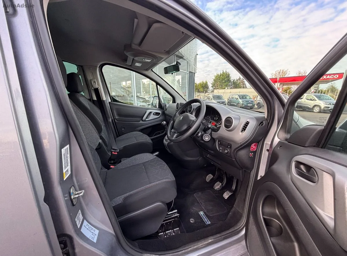 2017 Peugeot Partner – photo 16
