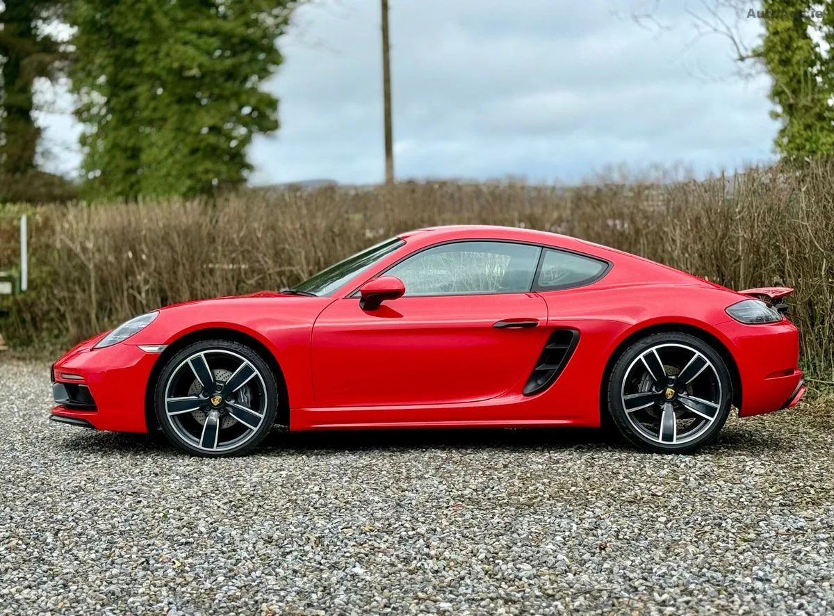 2018 Porsche 718 – photo 13