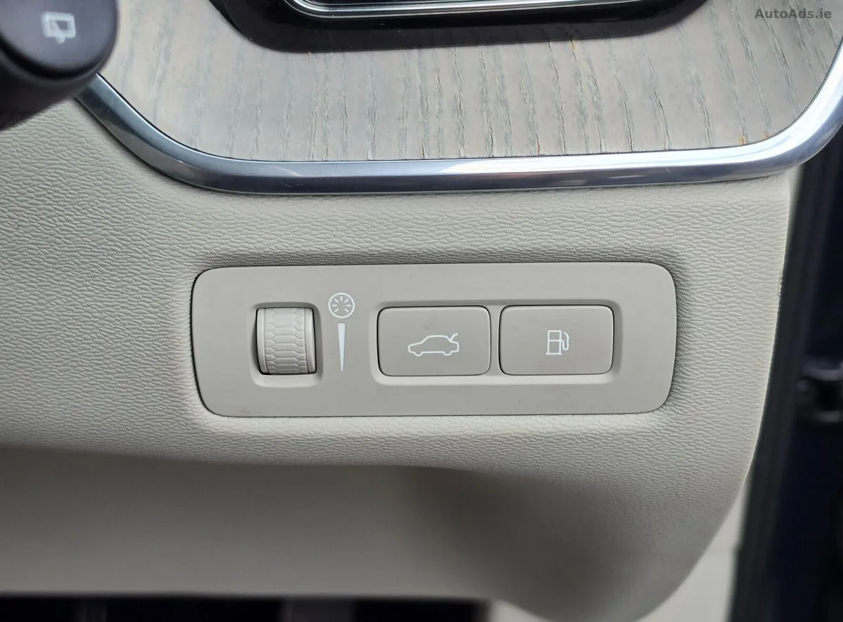 2021 Volvo XC60 – photo 12