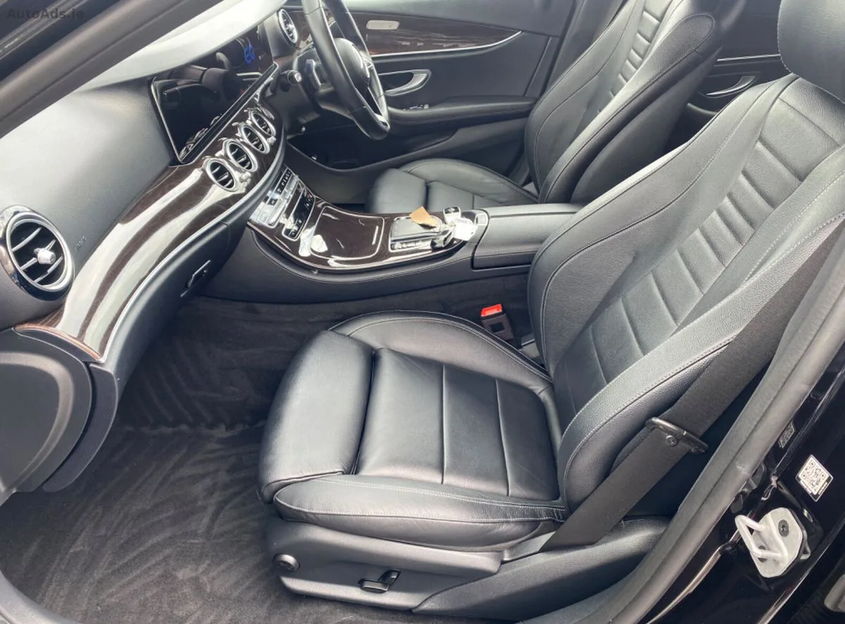 2021 Mercedes-Benz E-Class – photo 17