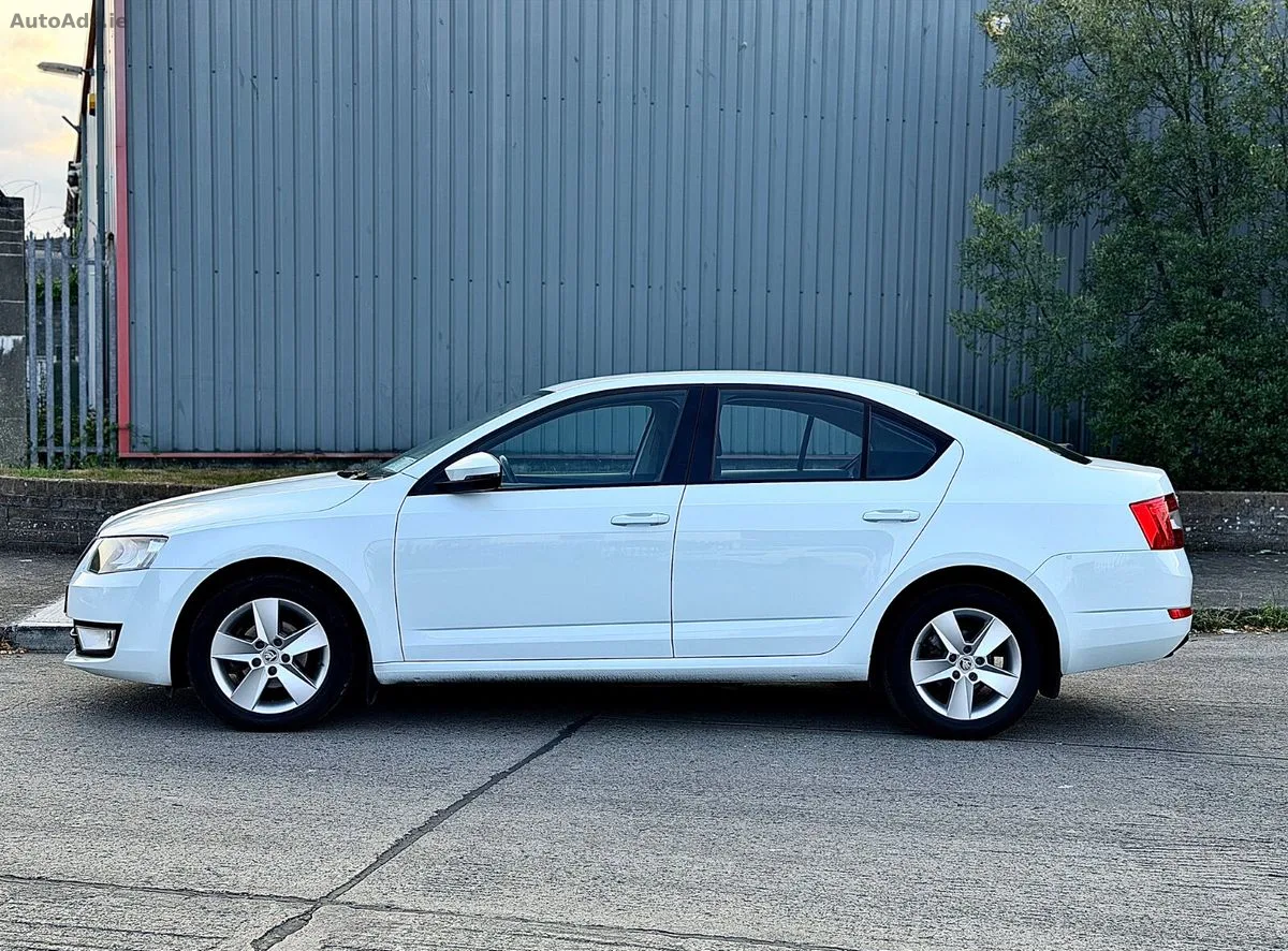 2016 Skoda Octavia – photo 4