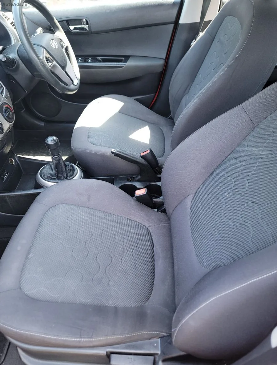 2010 Hyundai i20 – photo 7