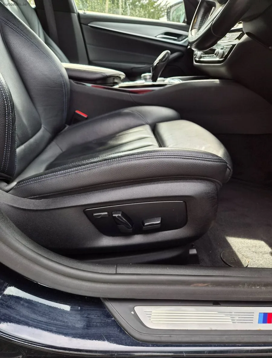 2018 BMW 5-Series – photo 11