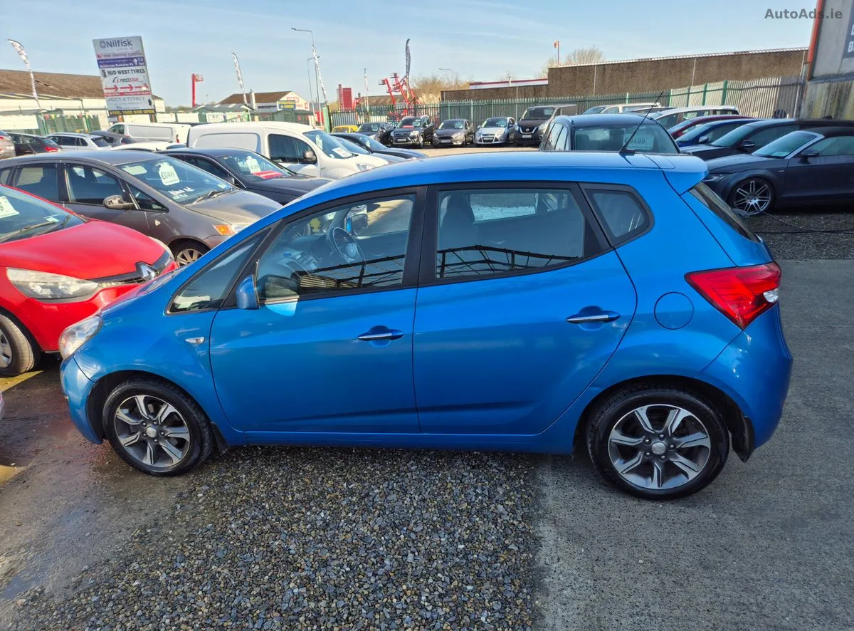 2017 Hyundai ix20 – photo 2