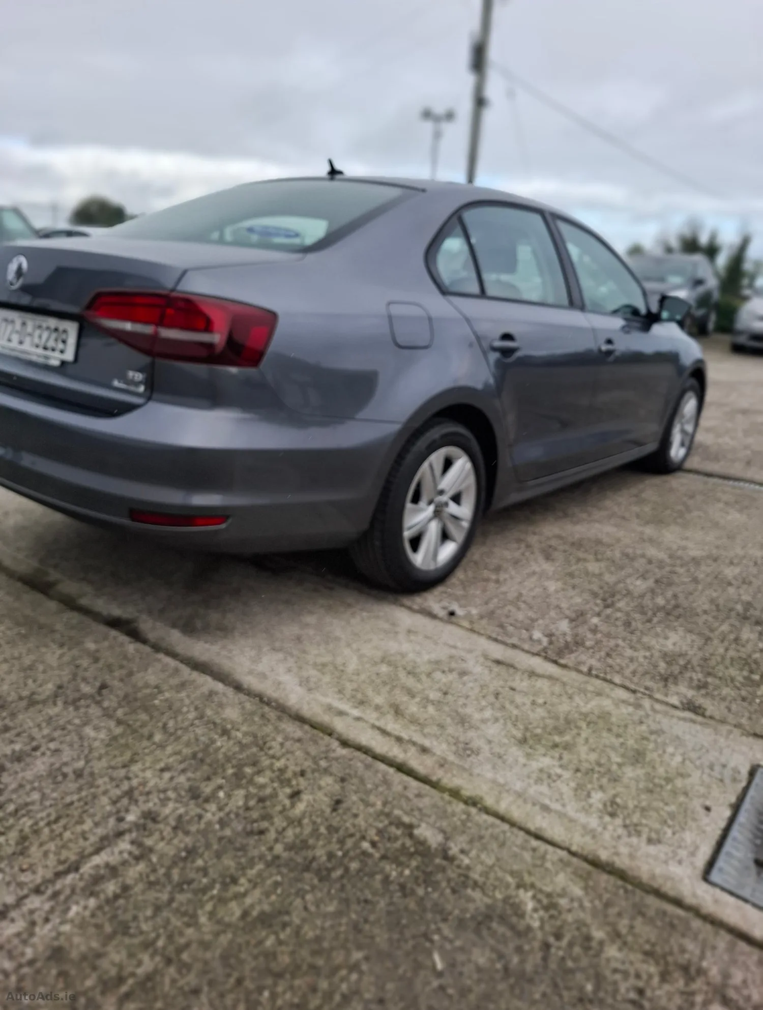 2017 Volkswagen Jetta – photo 4
