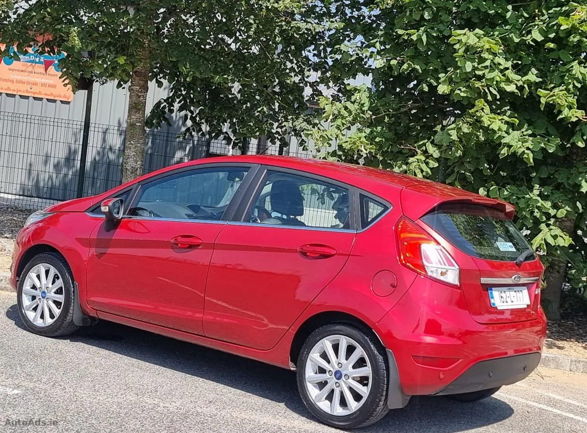2016 Ford Fiesta – photo 8