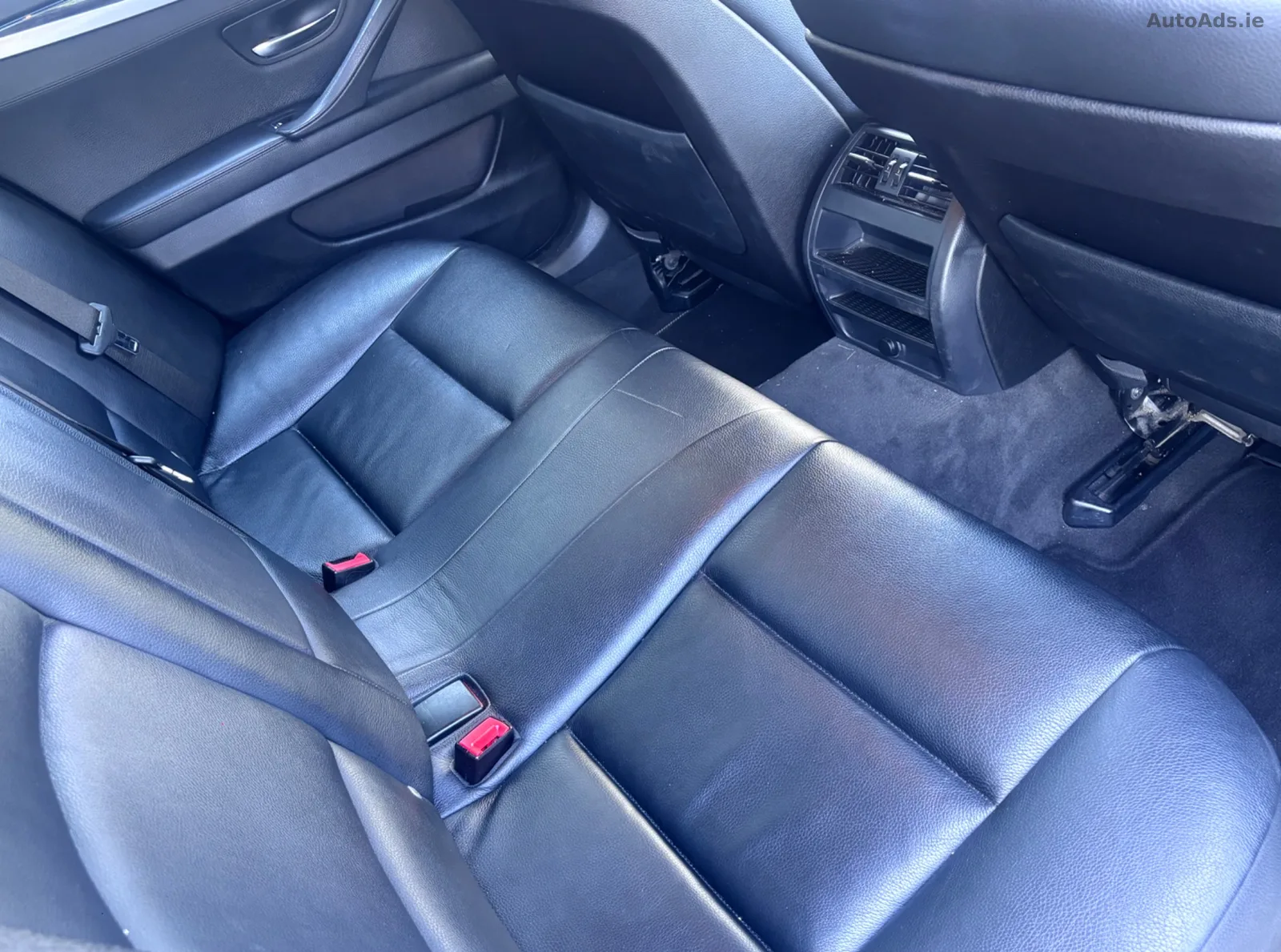 2011 BMW 5 Series – photo 6