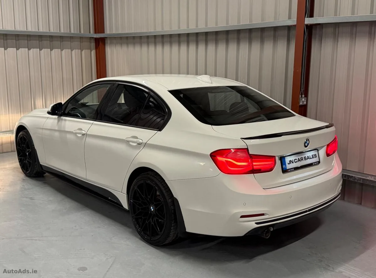 2015 BMW 3-Series – photo 7