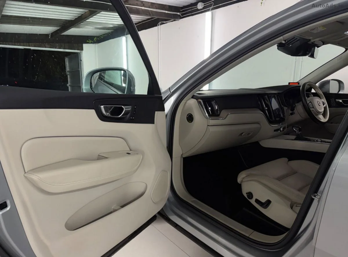 2018 Volvo XC60 – photo 19