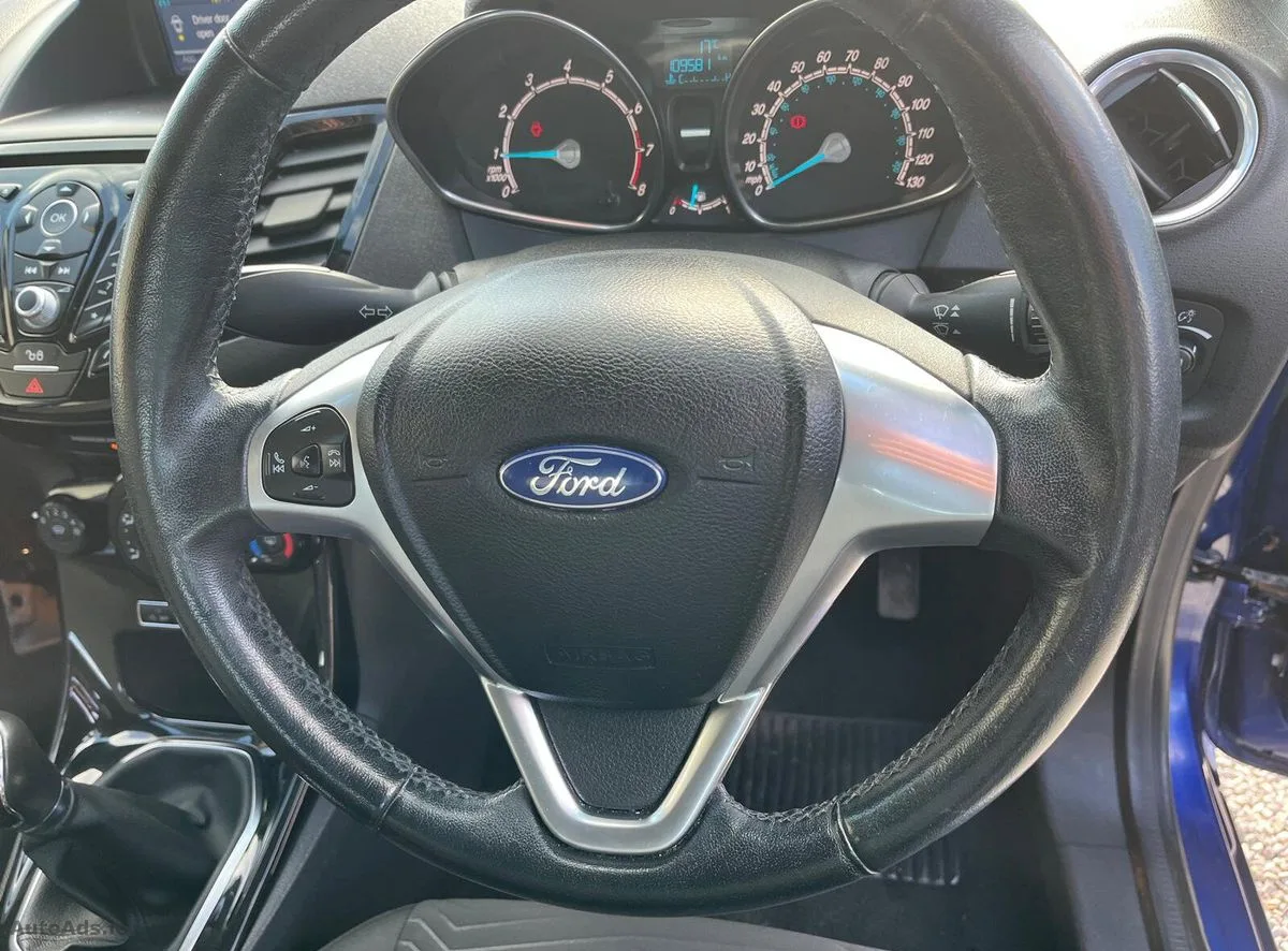 2017 Ford Fiesta – photo 7