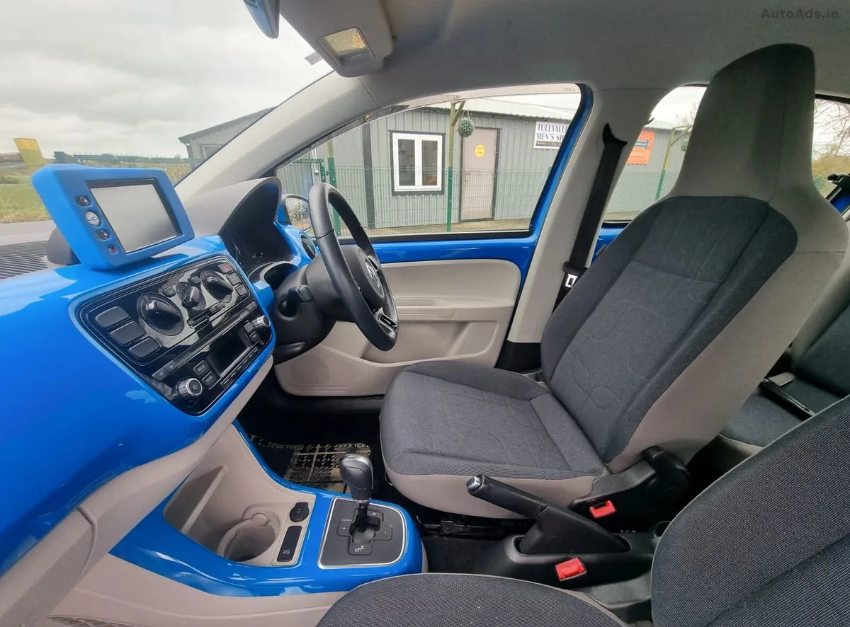 2015 Volkswagen up! – photo 20