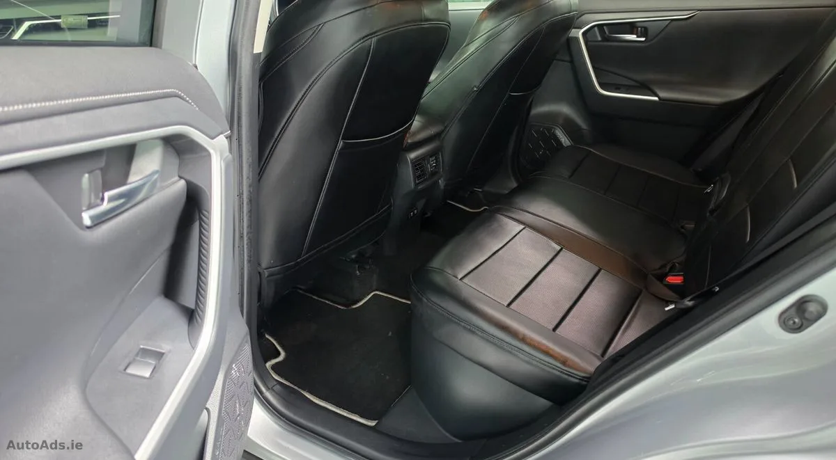 2019 Toyota RAV4 – photo 20