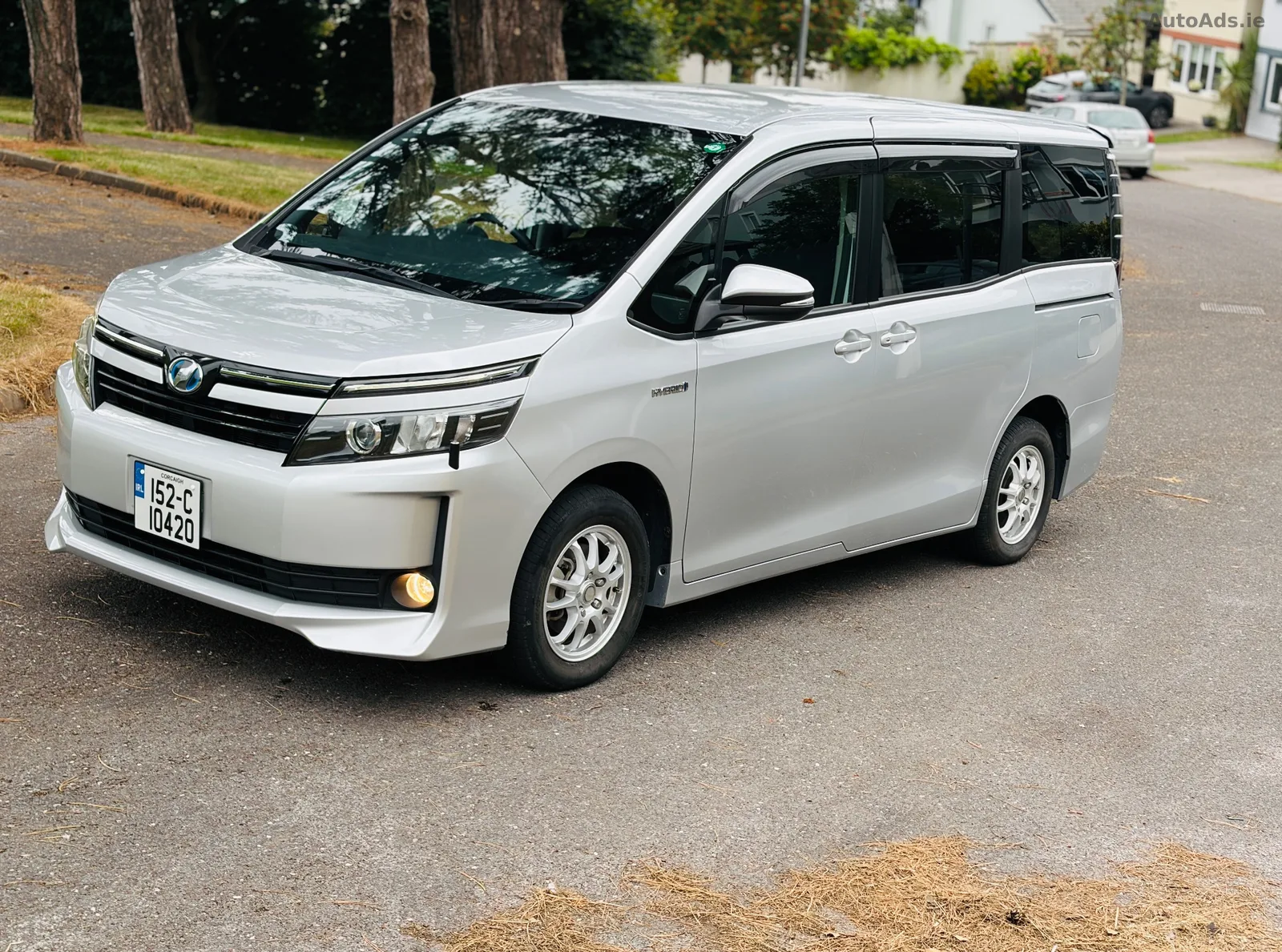 2015 Toyota Voxy – photo 3