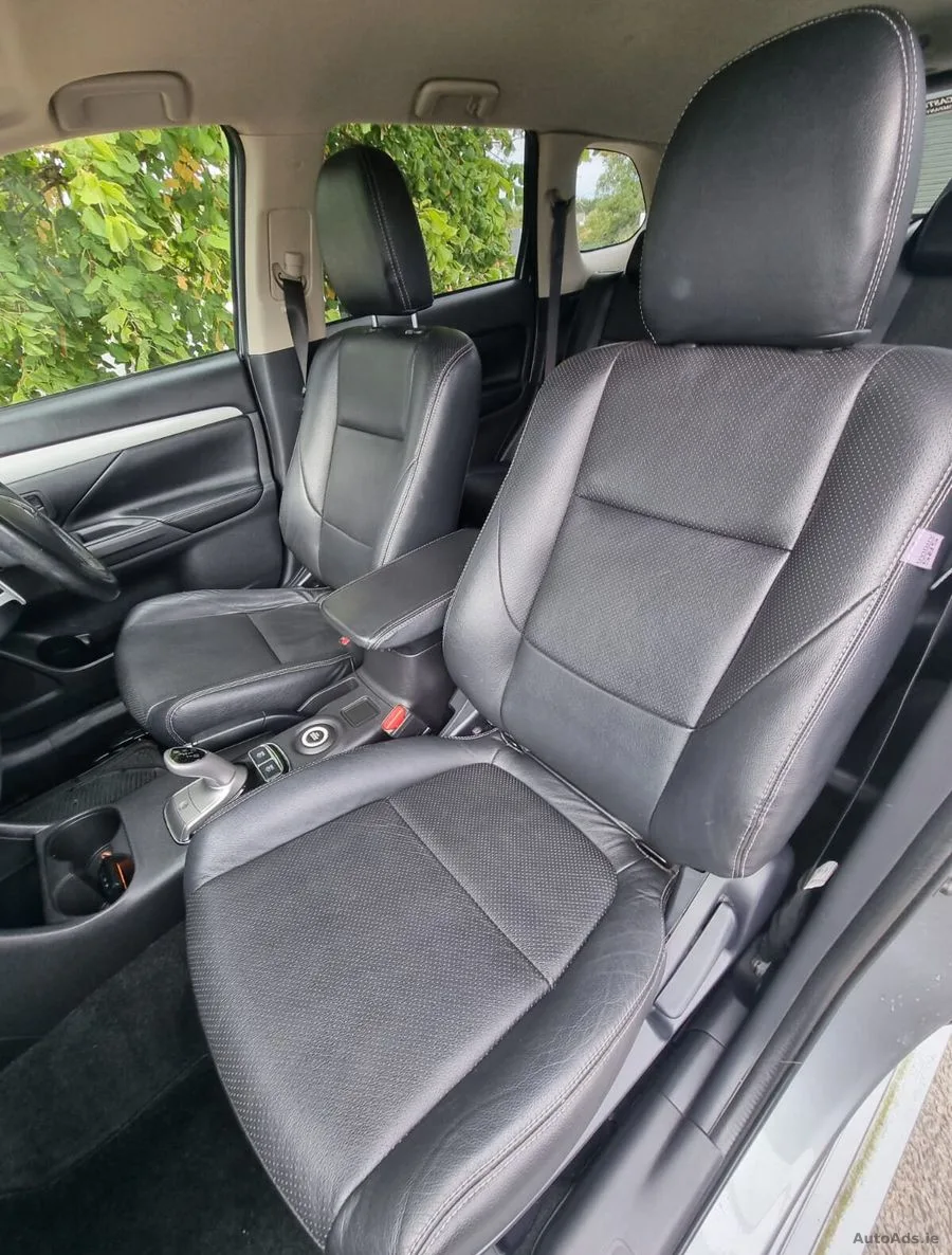 2015 Mitsubishi Outlander – photo 17