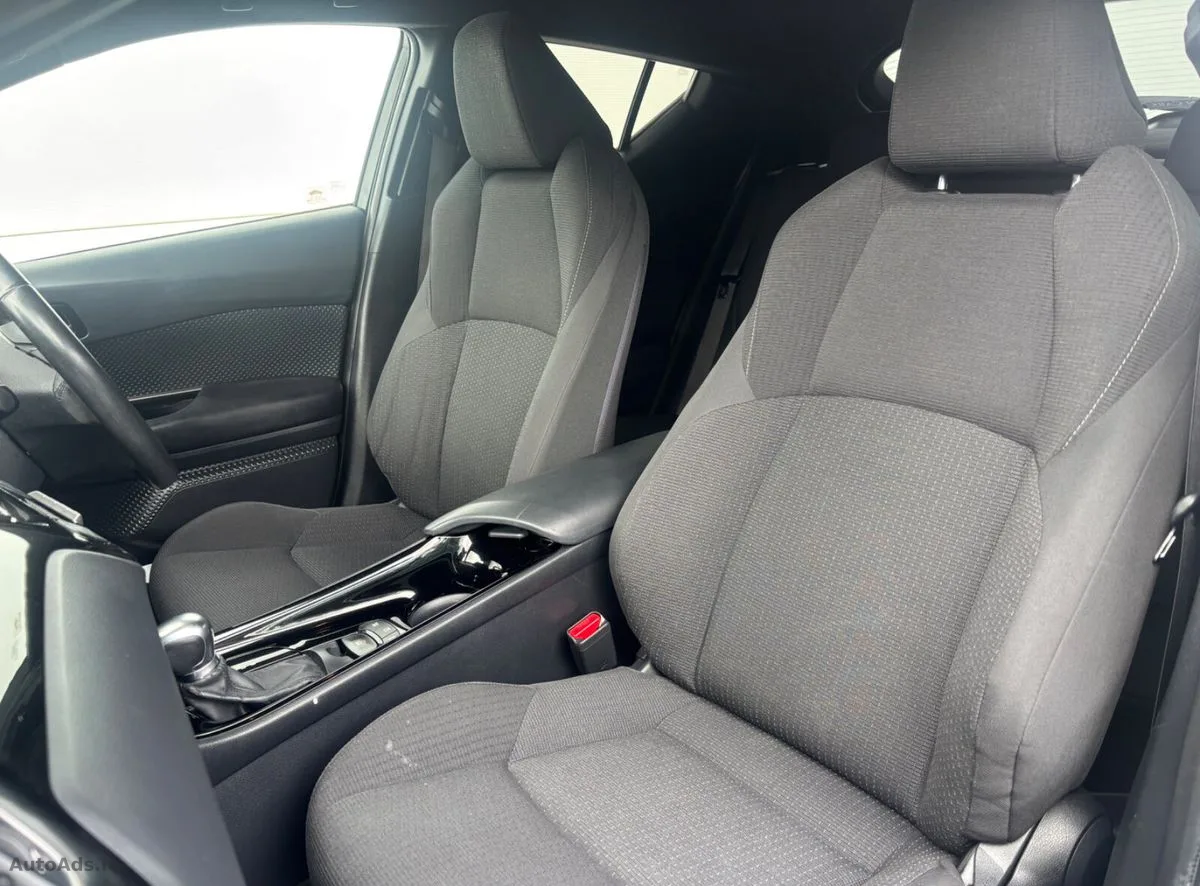 2019 Toyota C-HR – photo 17