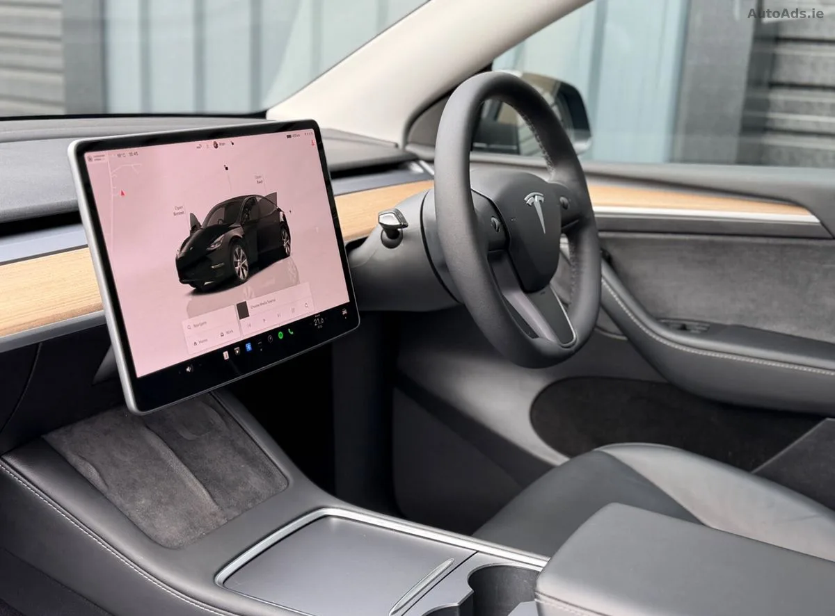 2023 Tesla Model Y – photo 12