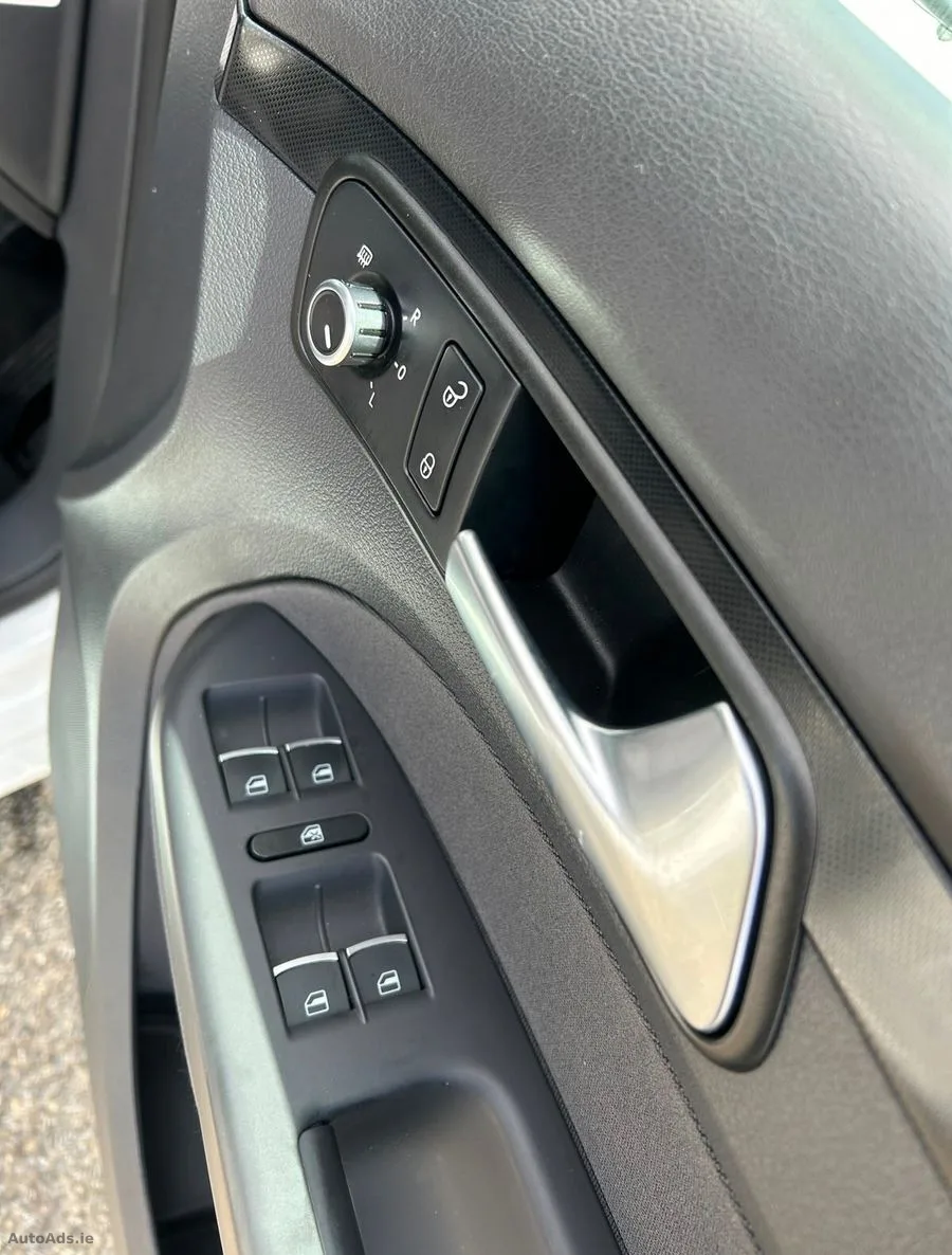 2015 Volkswagen Touran – photo 15