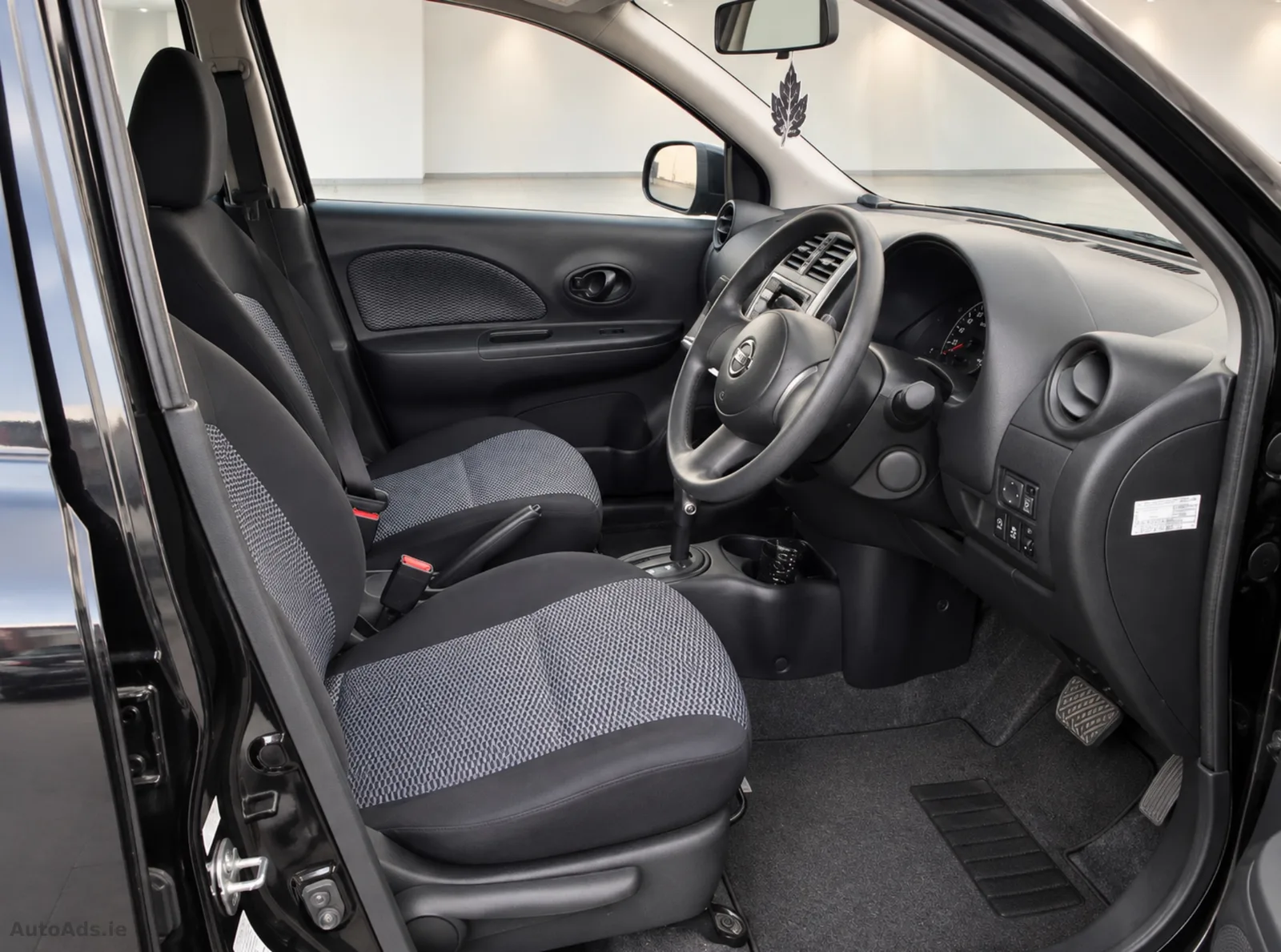 2016 Nissan March – photo 12