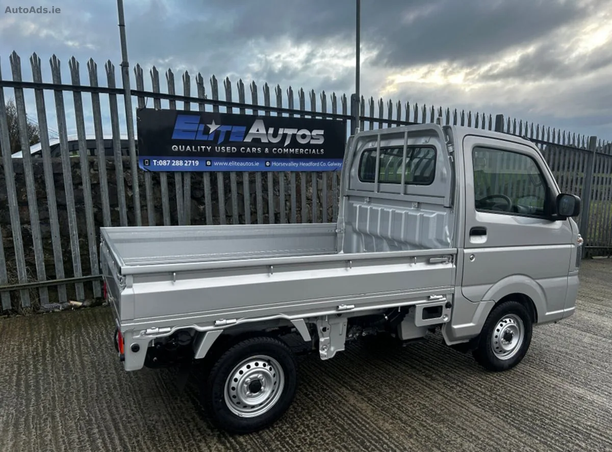 2025 Suzuki Carry – photo 2