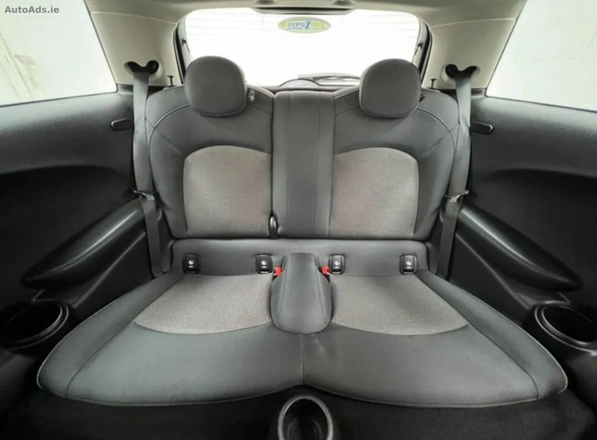 2017 Mini Cooper – photo 16