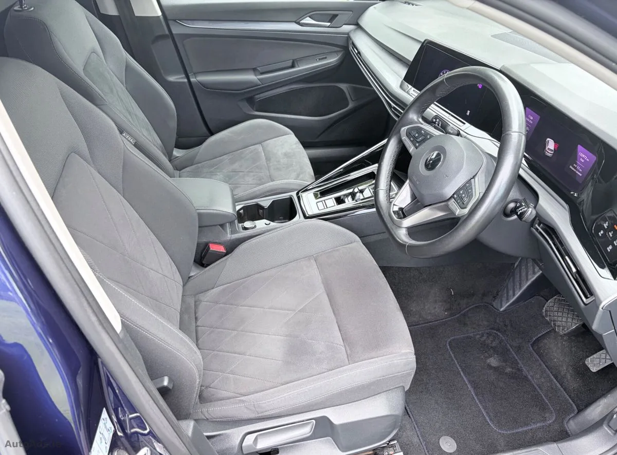 2023 Volkswagen Golf – photo 16