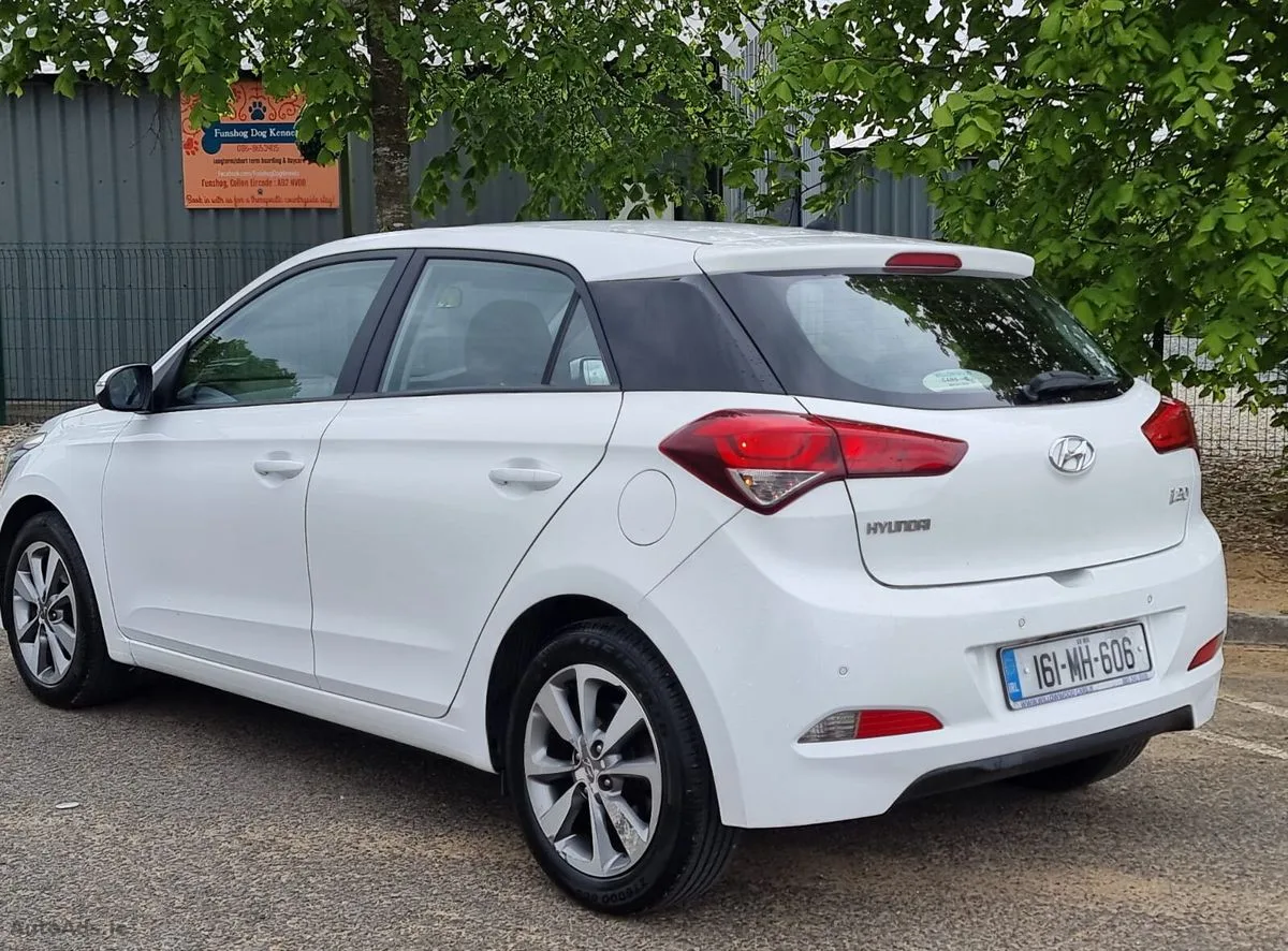 2016 Hyundai i20 – photo 11