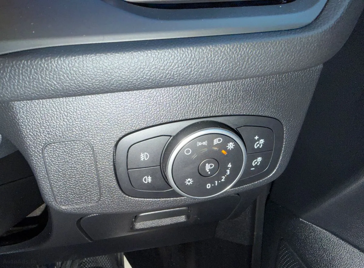 2020 Ford Focus – photo 20