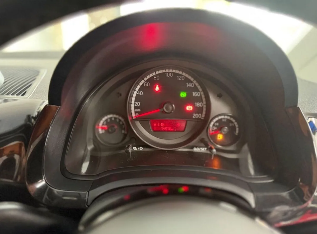 2015 Volkswagen up! – photo 15