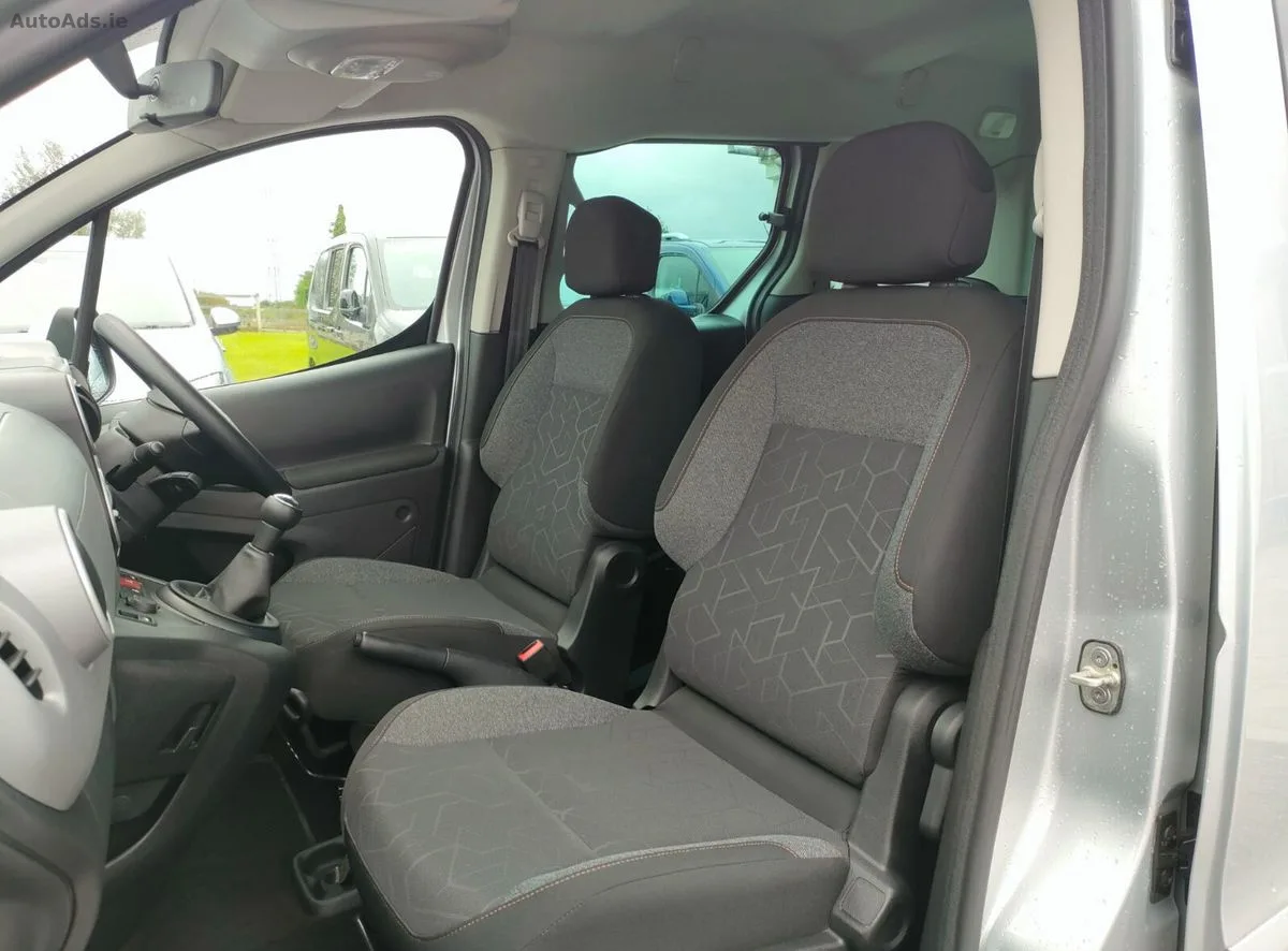 2019 Peugeot Partner – photo 16