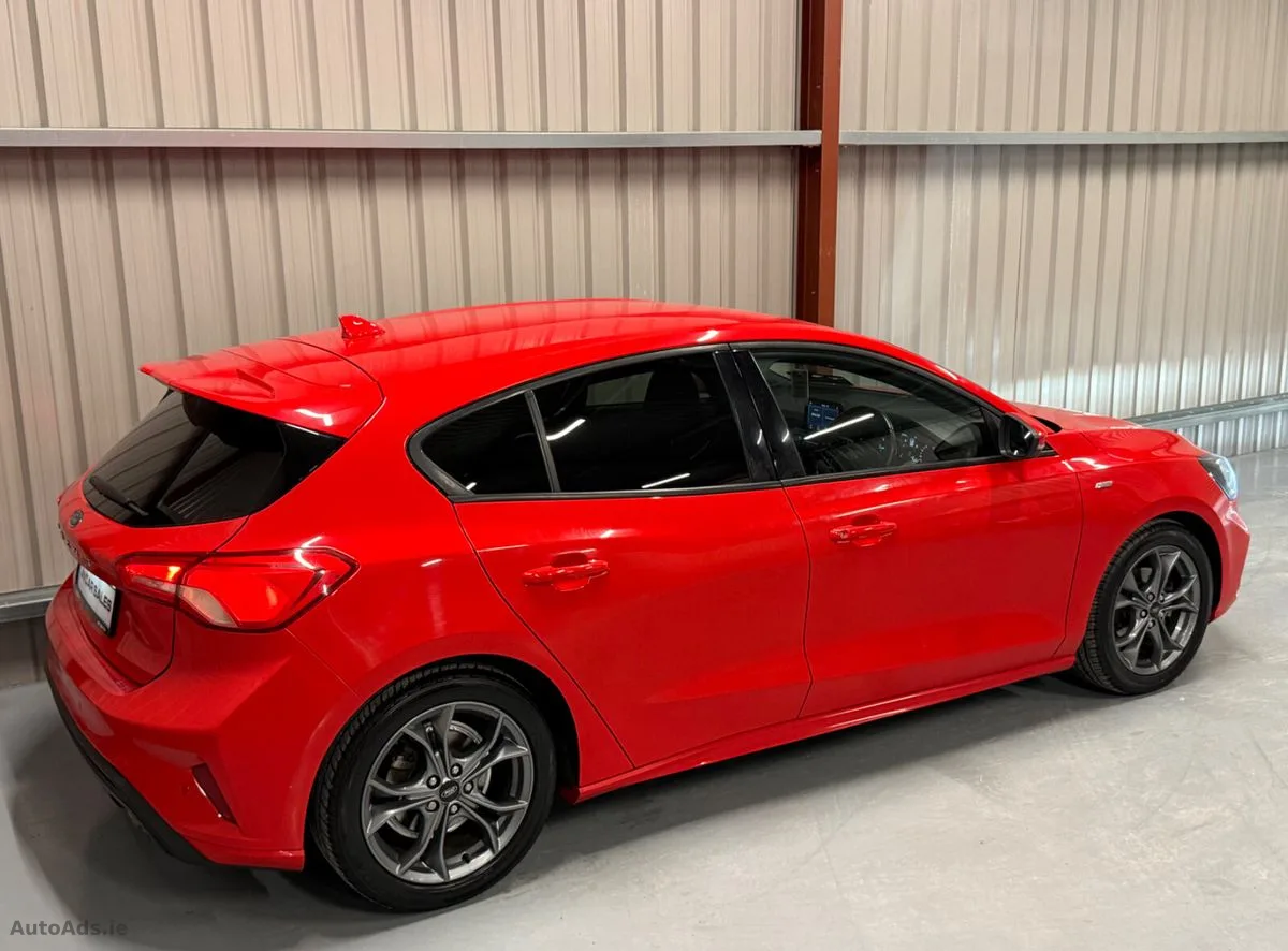 2020 Ford Focus – photo 10